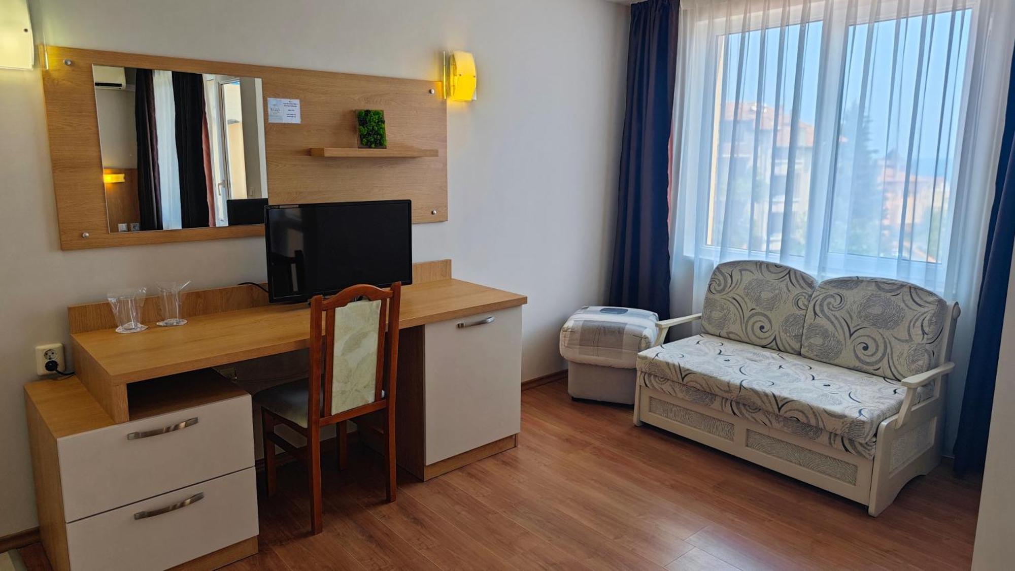 Family Hotel Milev Sveti Vlas Eksteriør billede