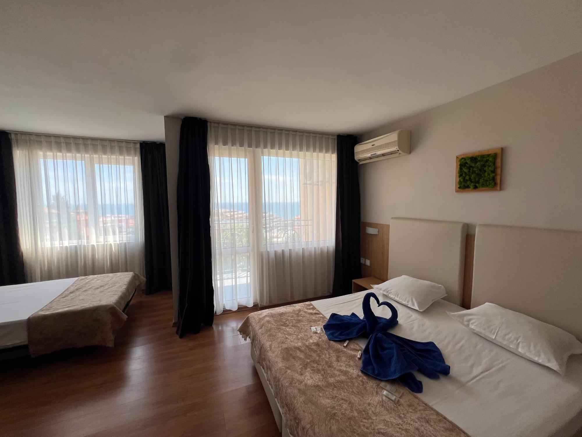 Family Hotel Milev Sveti Vlas Eksteriør billede